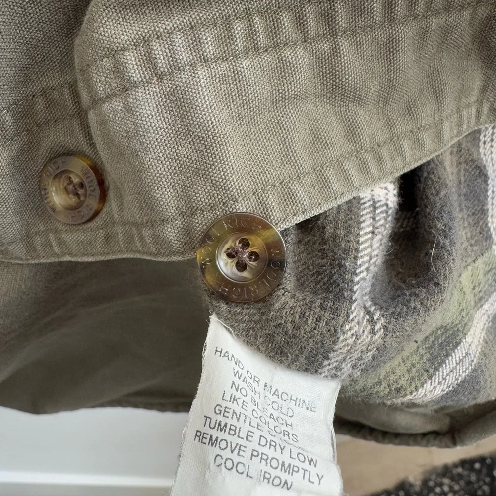 Woolrich classic button